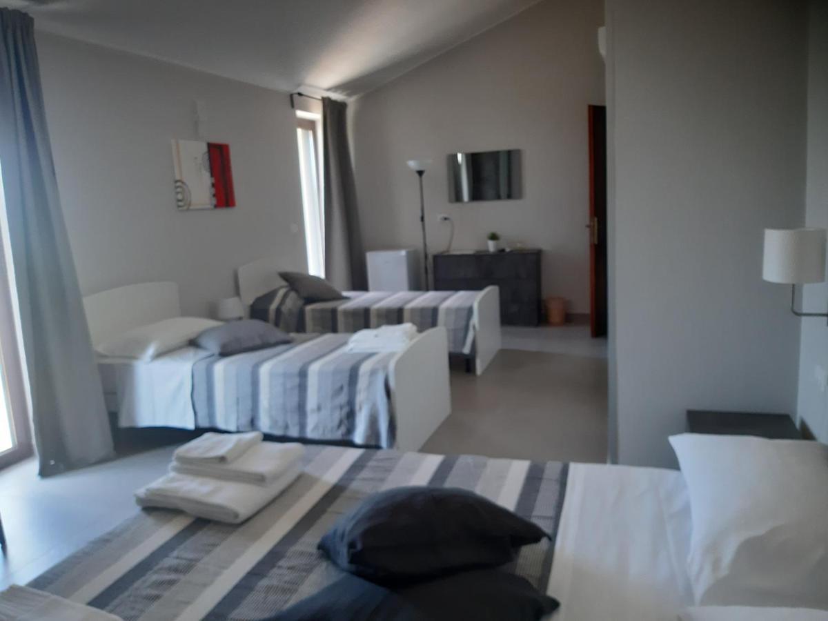 Un Passo Dal Mare - Guest House ลิโด ดิ ฟอนติ ภายนอก รูปภาพ